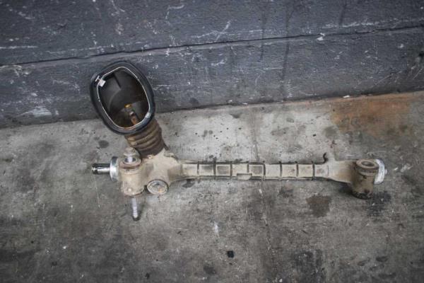 CREMAILLERE DE DIRECTION CITROEN/PEUGEOT/TOYOTA - Vue 1